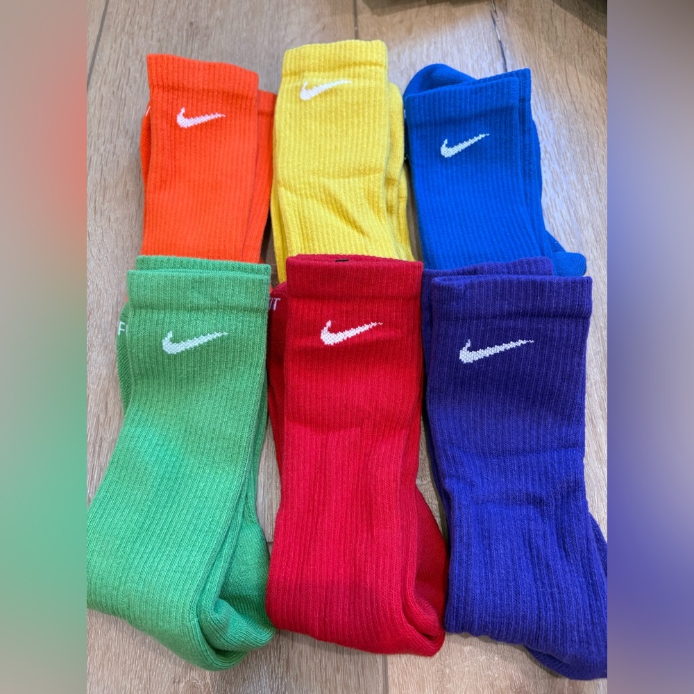NWOT Nike Colorful Crew Socks Set
